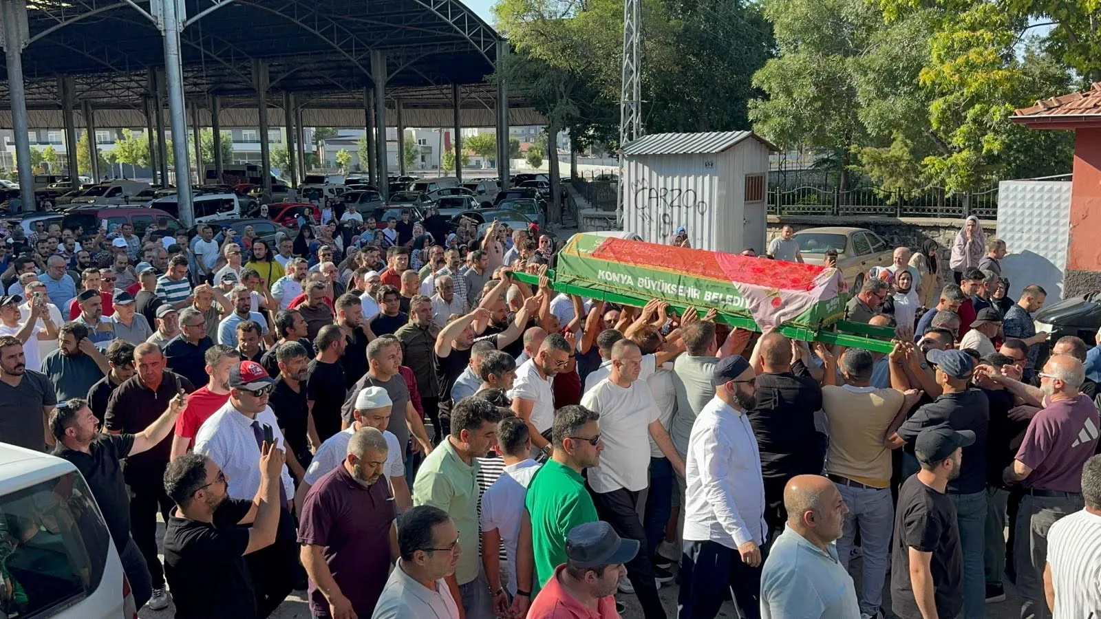 Konya'nın simge ismi Sultan Özcan yaşamını yitirdi