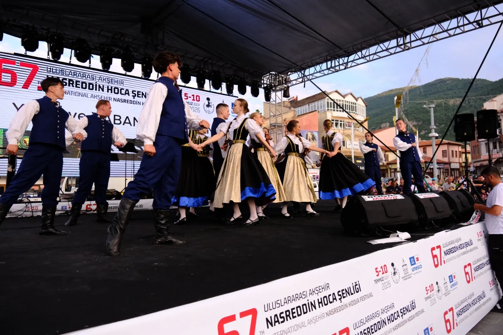 Akşehir Nasreddin Hoca şenlikleri Buray konseriyle final yaptı