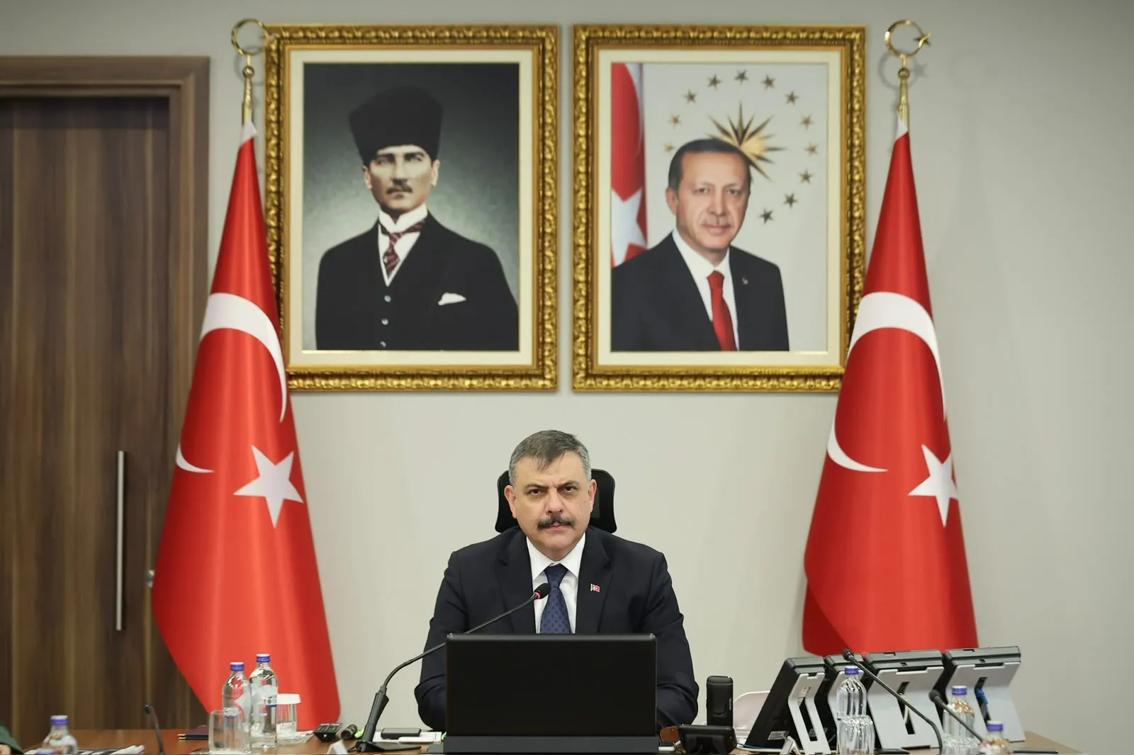 Bakan Çiftçi dijital suçlara karşı kırmızı çizgiyi çekti