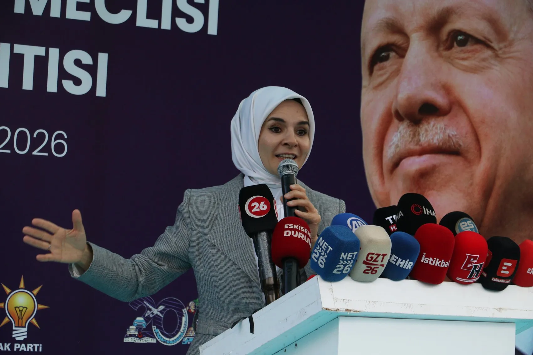 Bakan Göktaş Eskişehir'de AK Parti'nin vizyonunu anlattı