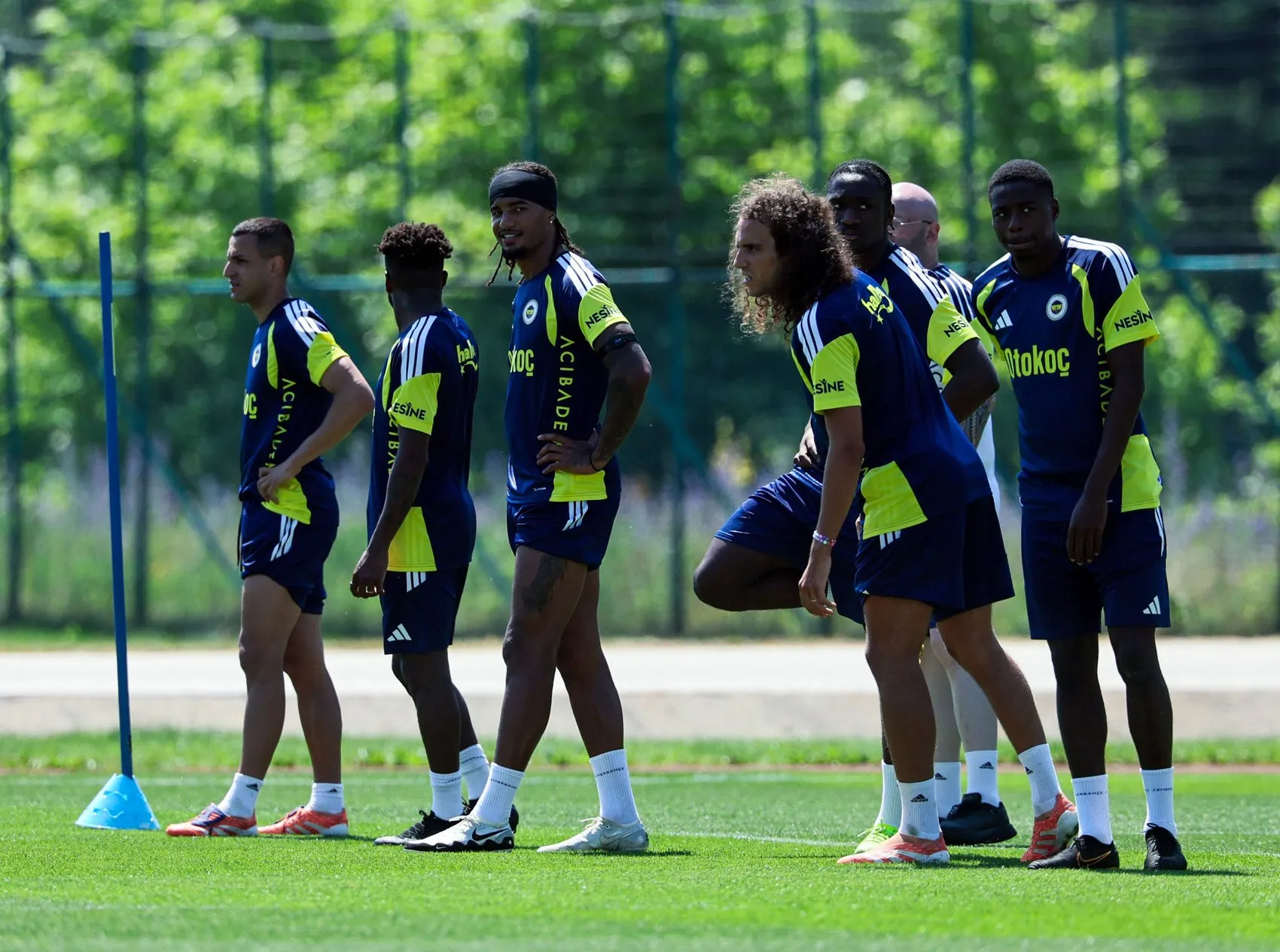 Fenerbahçe Düzce kampını noktaladı yeni rota Avusturya