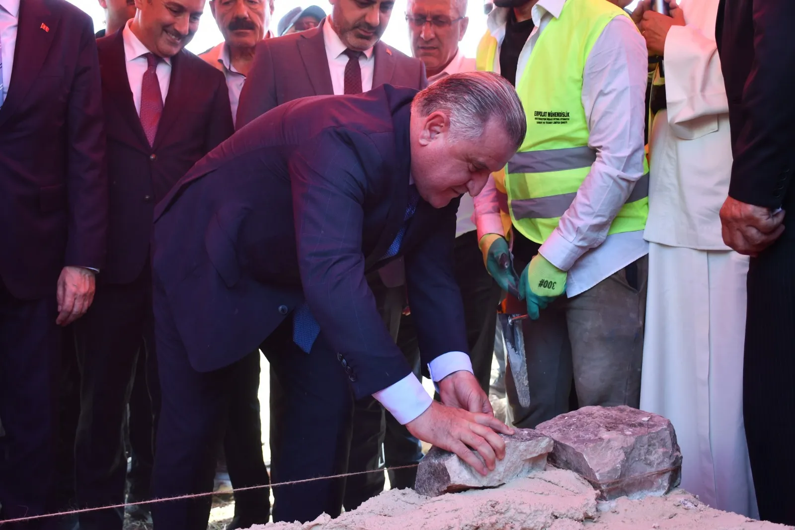 Bakan Bak Batman’da inanç turizmi ve kültürel mirasa odaklandı