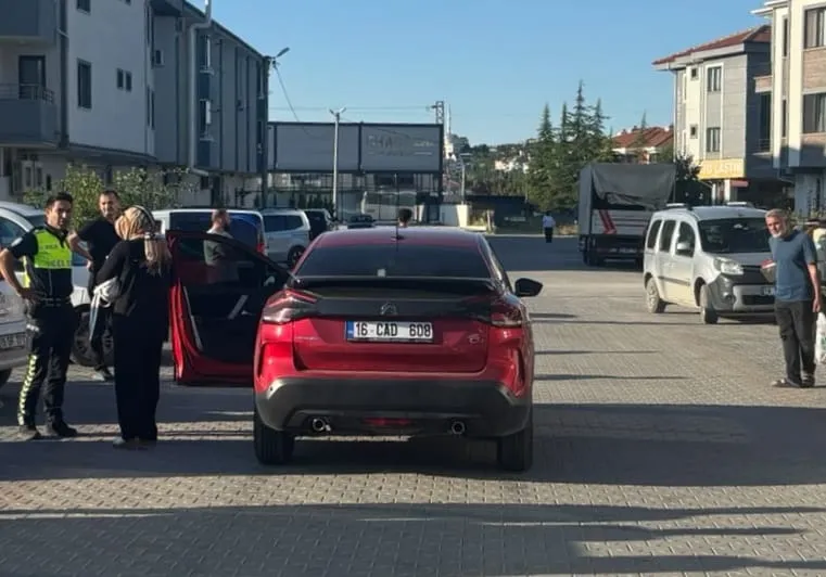 İnegöl'de yola fırlayan çocuğa otomobil çarptı