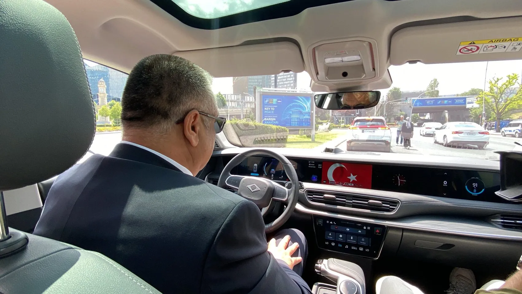 NATO zirvesinde yerli Togg limuzin dönemi başlıyor