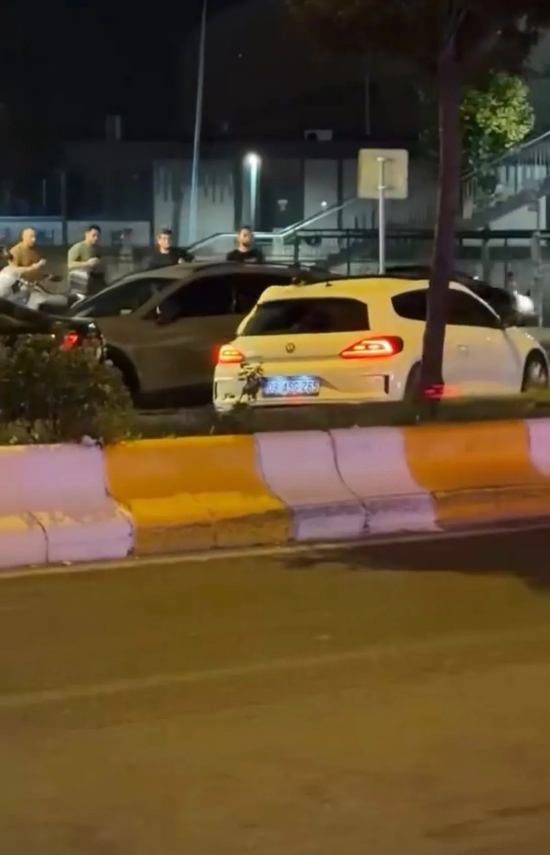 Beylikdüzü’nde saldırıya uğrayan sürücü direksiyon başında hayatını kaybetti