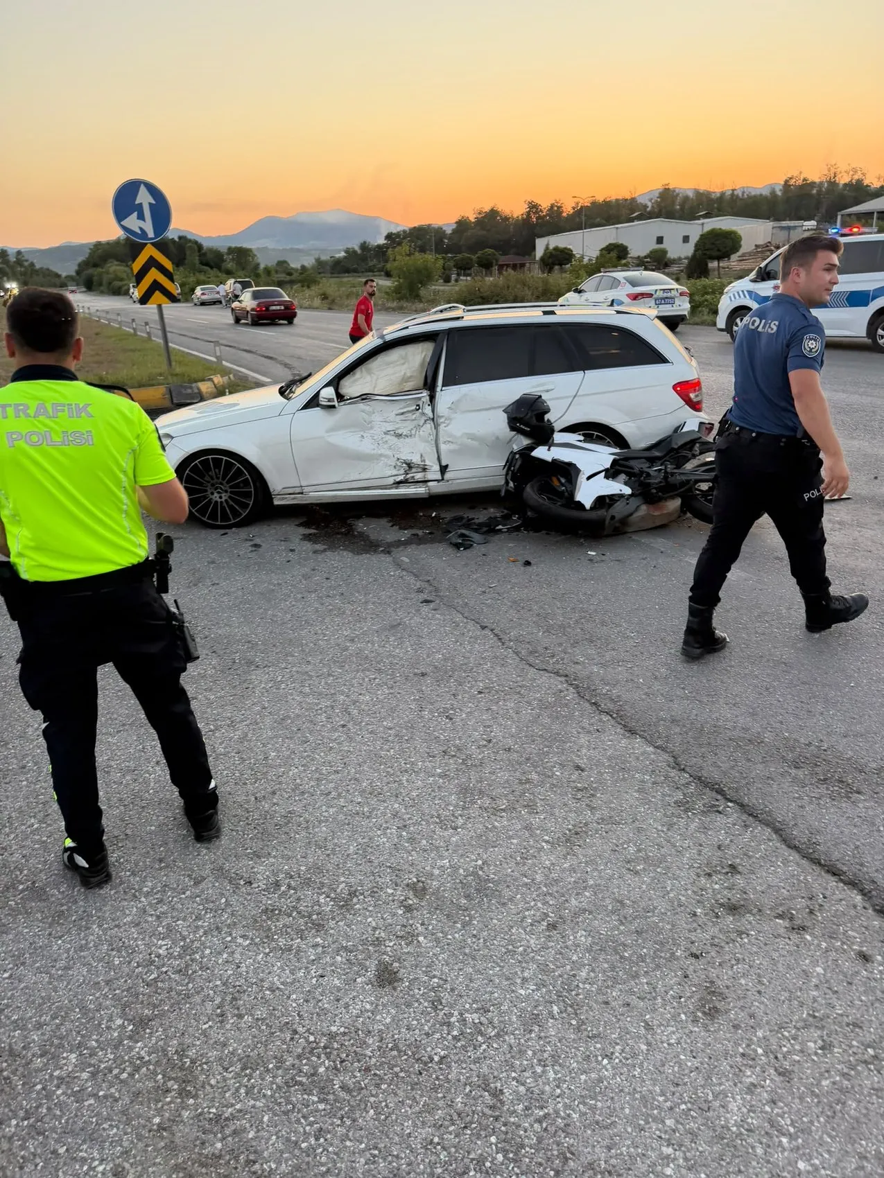 Zonguldak'ta feci kaza 23 yaşındaki sürücüyü hayattan kopardı