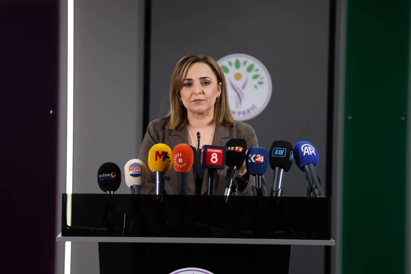 DEM Parti çözüm süreci için yasa hazırlığında son aşamaya geldi