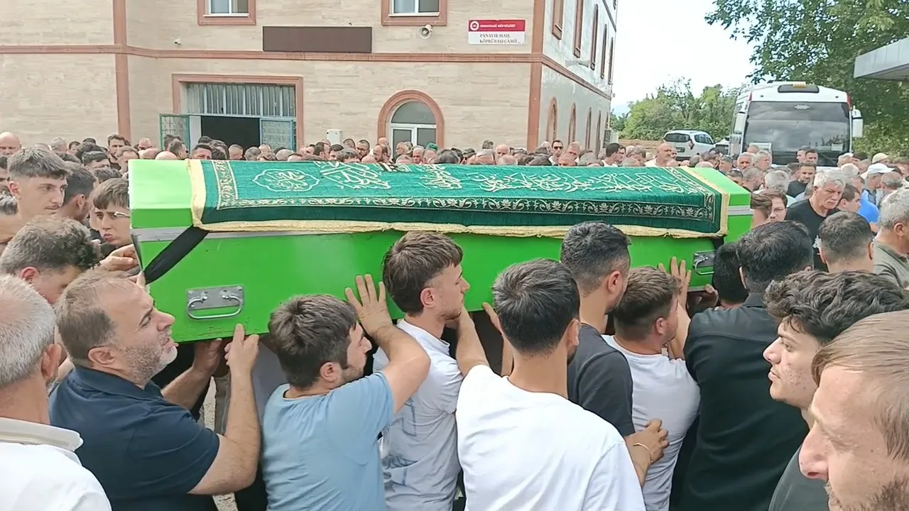 İznik Gölü'ndeki acı kayıp Bünyamin Kadı son yolculuğuna uğurlandı