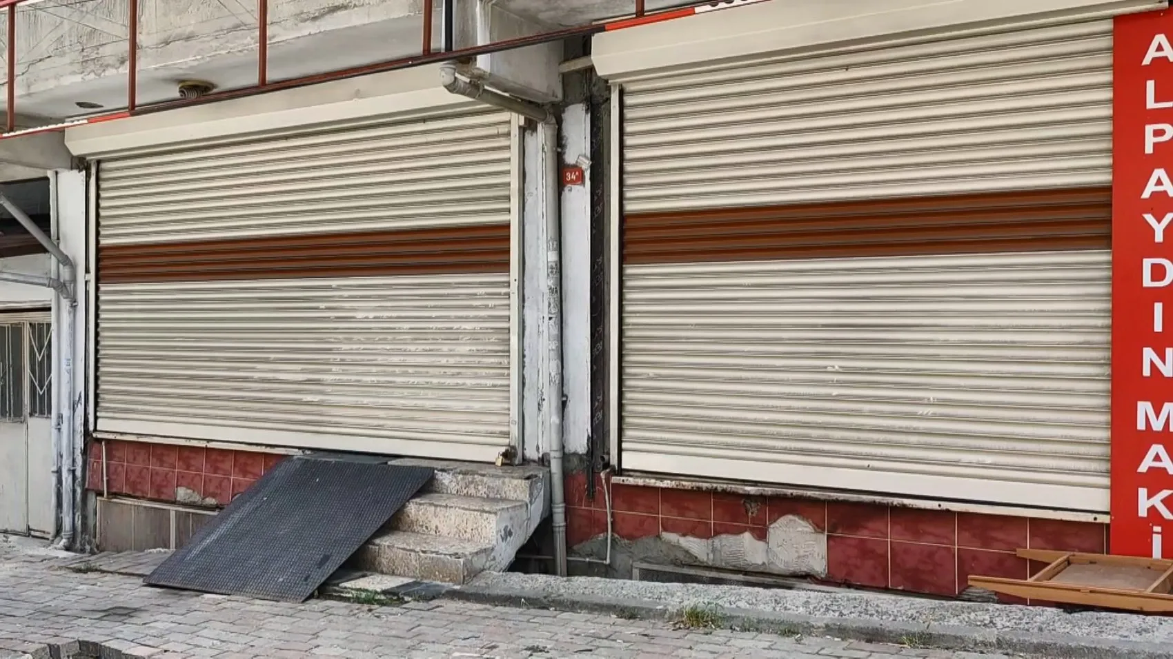 Bağcılar'da iş yerine düzenlenen silahlı saldırıda bir kişi yaralandı