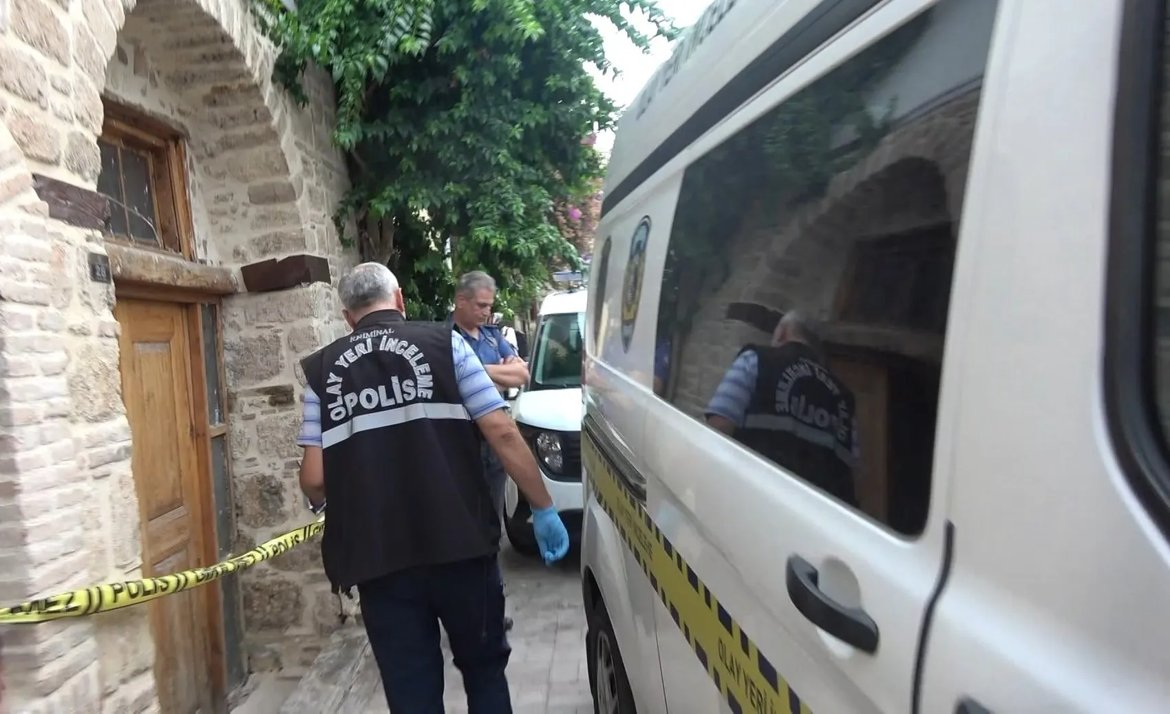 Antalya’da yabancı uyruklu adam evinde ölü bulundu