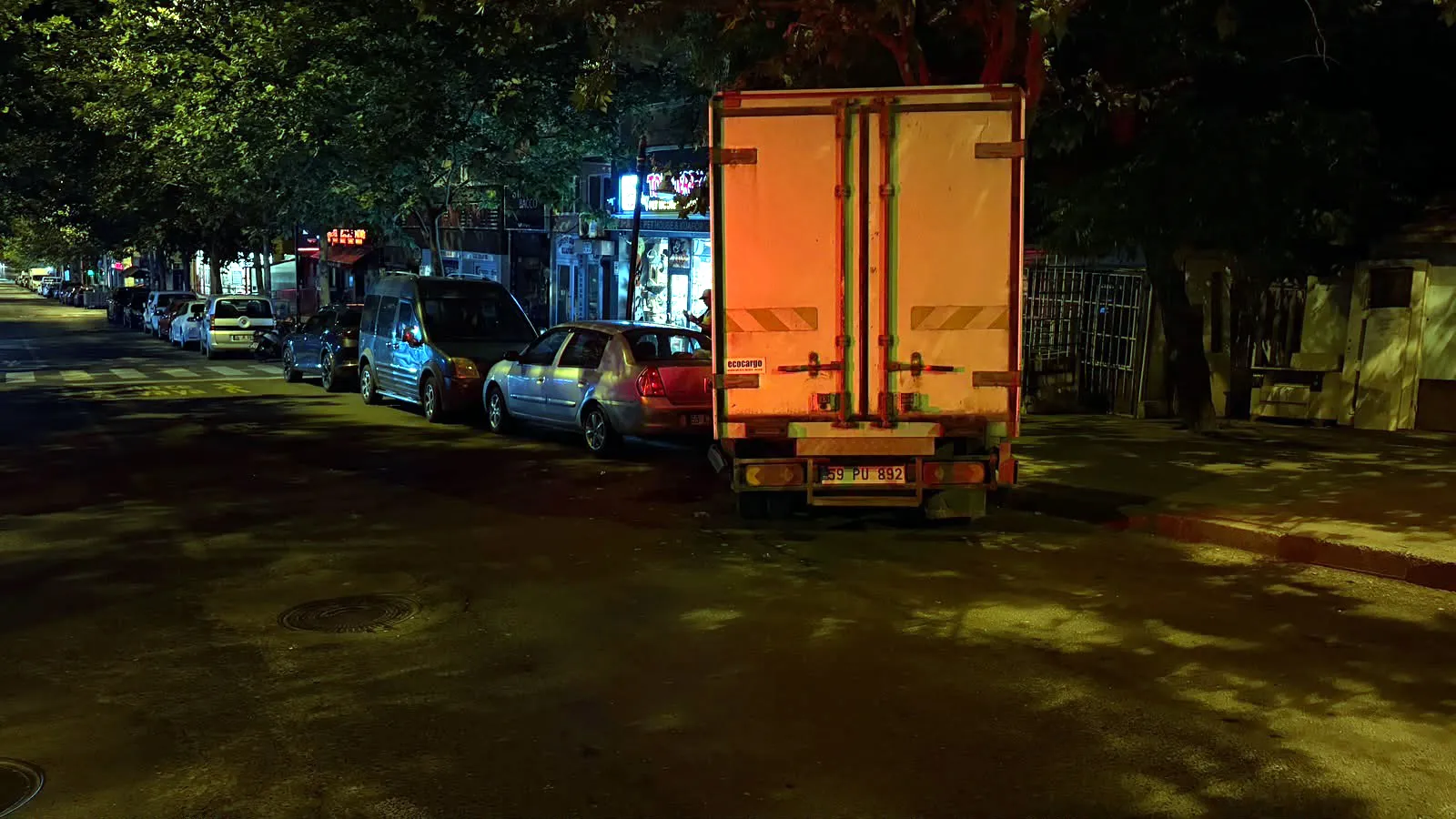 Çorlu'da gece yarısı kaza yapıp kaçtı