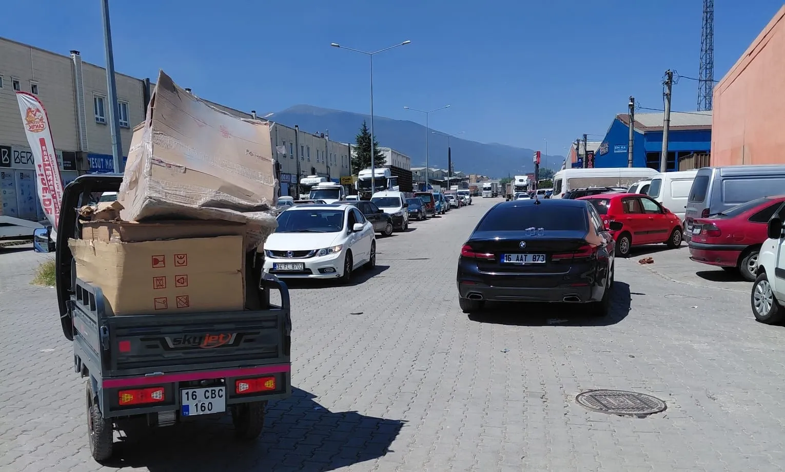 İnegöl sanayisinde kaza Triportör sürücüsü yaralandı