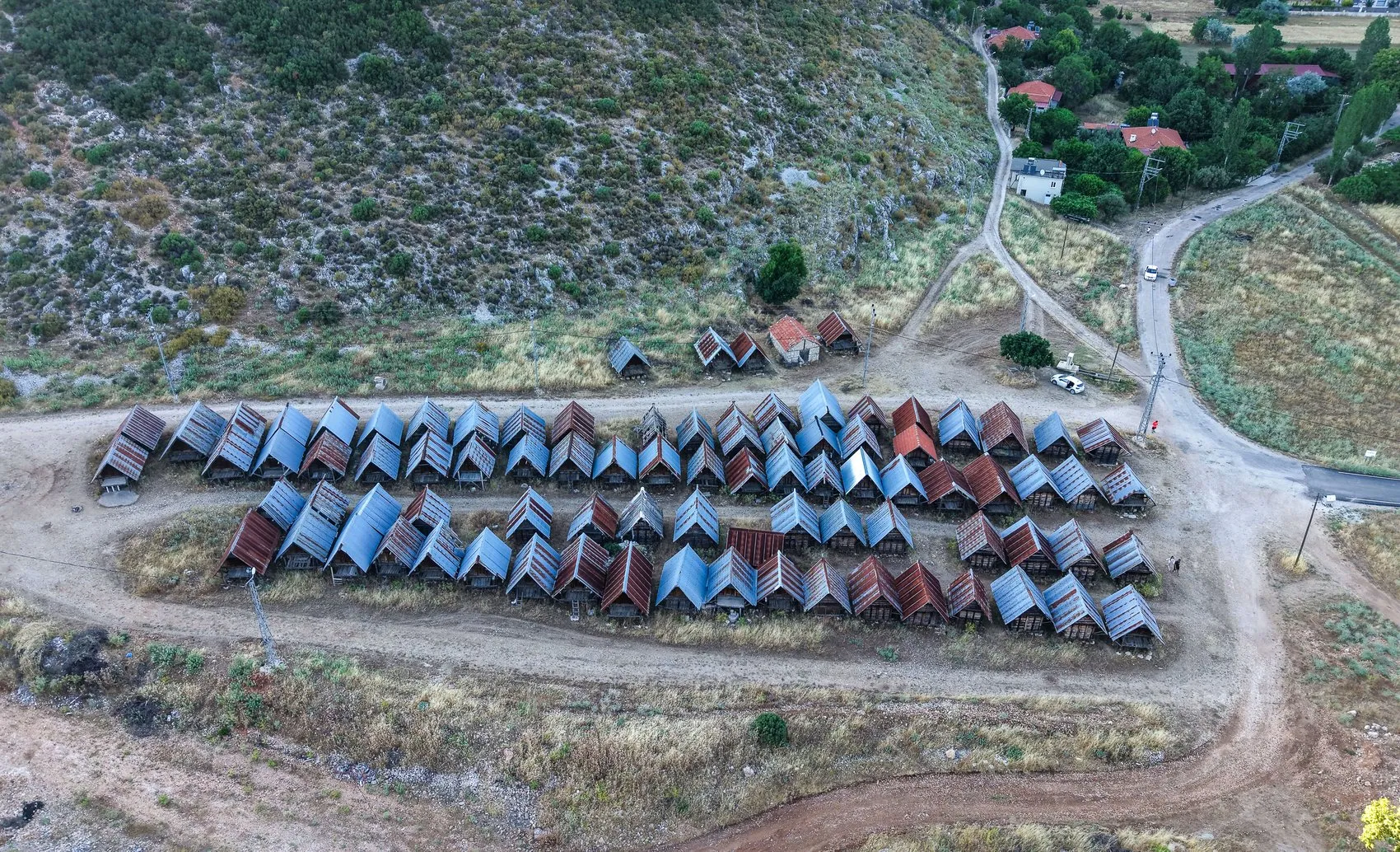 Kaş’ın sedir ağacından inşa edilen çivisiz ambarları zamana direniyor