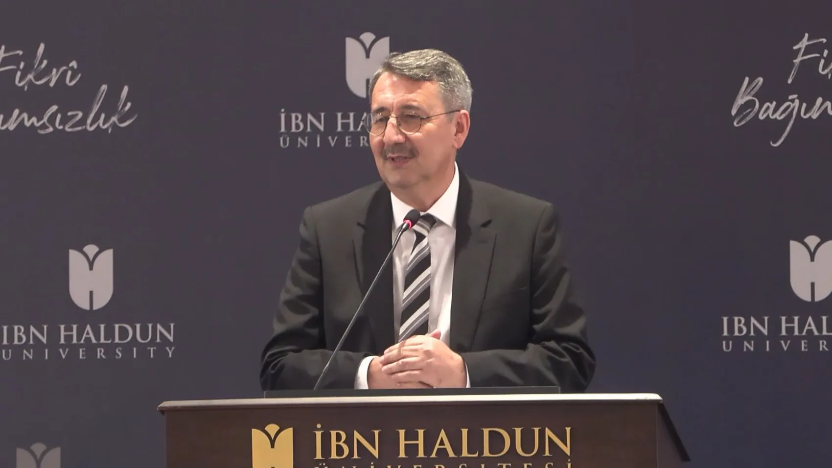 İbn Haldun Üniversitesi'ne YÖKAK'tan beş yıllık kalite onayı