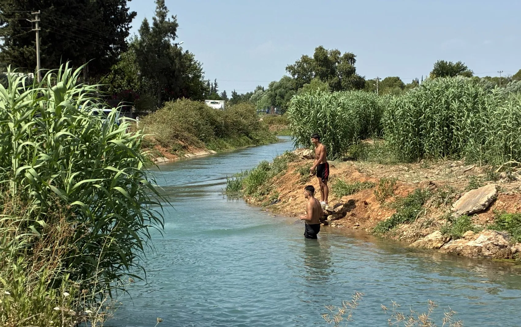 Antalya’da sulama kanalına giren 12 yaşındaki çocuk boğuldu