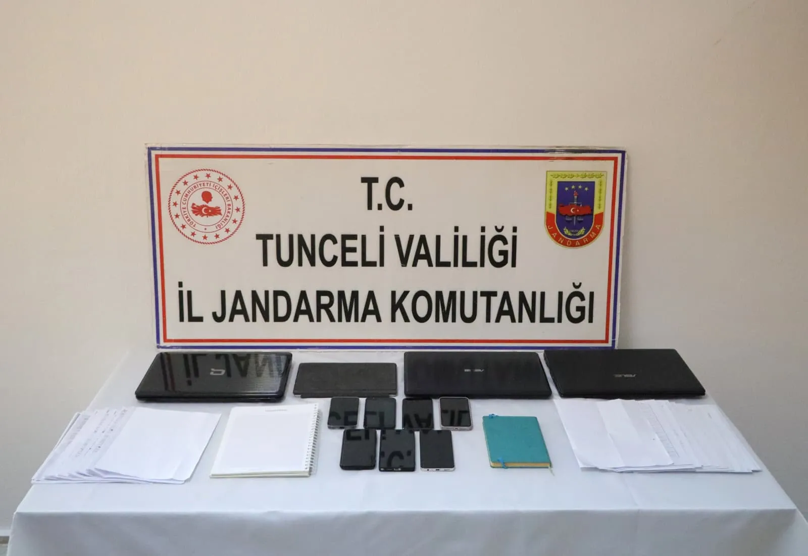 Sahte evrakla vurgun yapan şebekeye operasyon