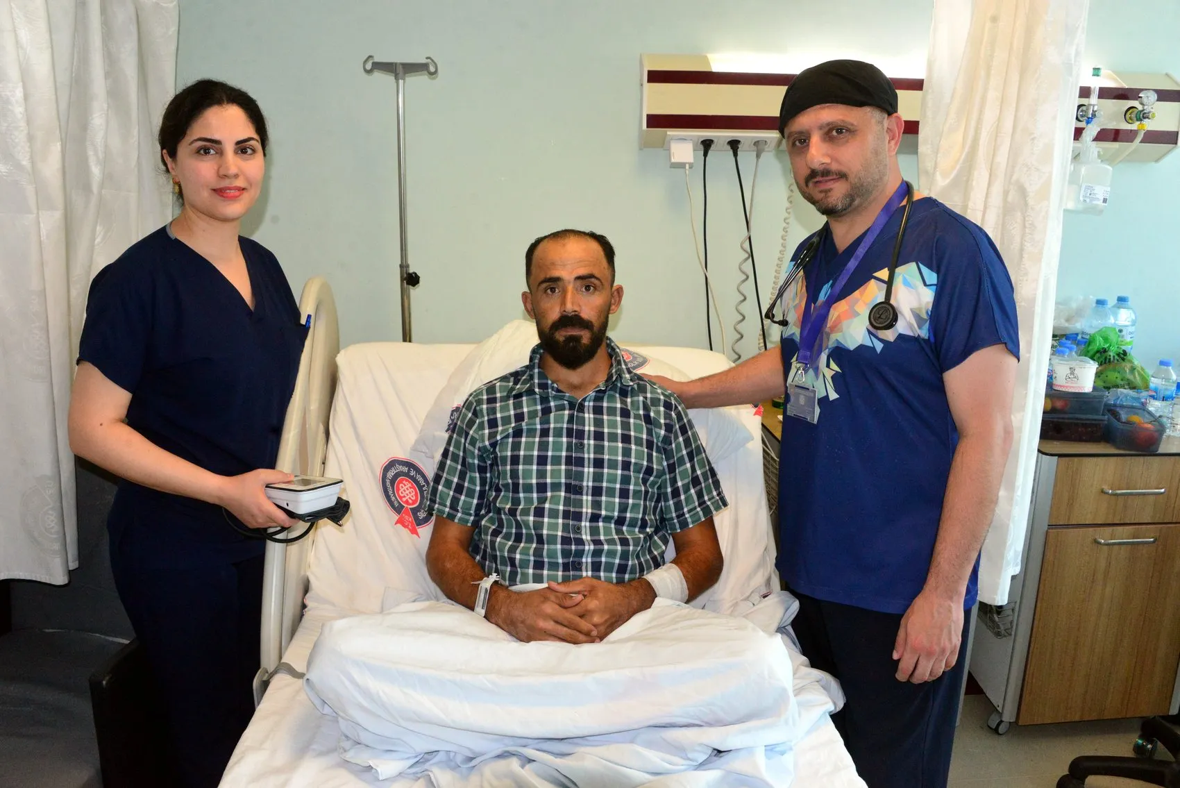 Sedef hastasının atardamarı kendiliğinden yırtıldı