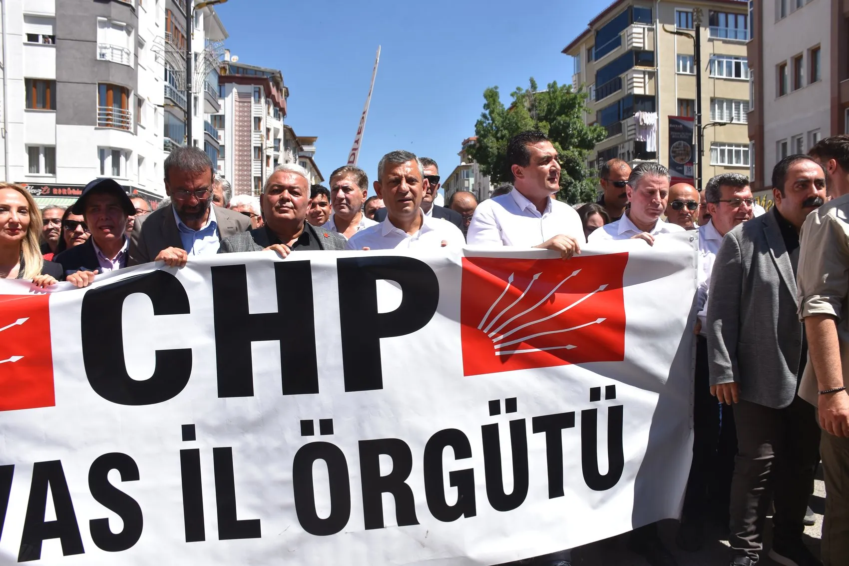 Sivas 2 Temmuz acısını otuz birinci yılında yine yüreğinde hissetti
