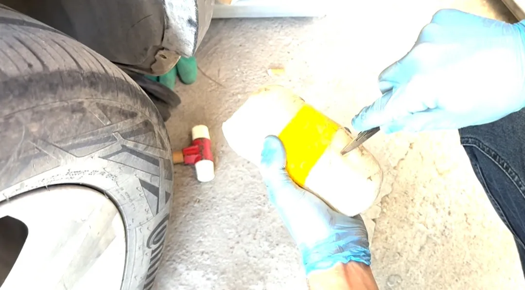 Batman yolundaki otomobilde 19 kilo metamfetamin yakalandı