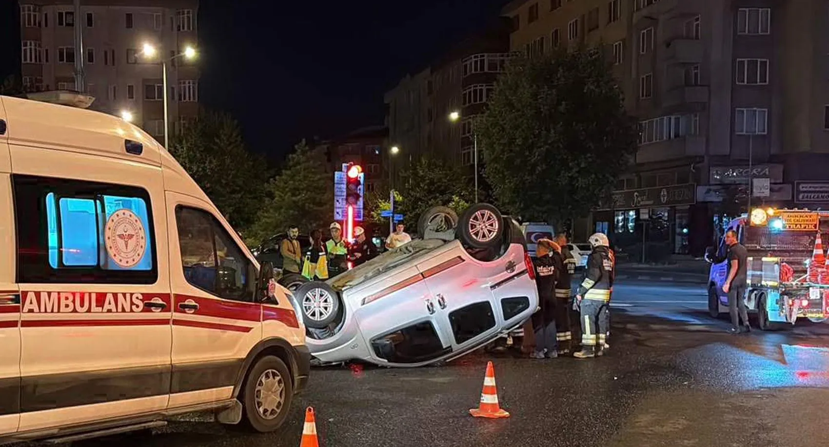 Çorlu'da kaza sonrası sürücü arkadaşını araçta bırakıp kayıplara karıştı