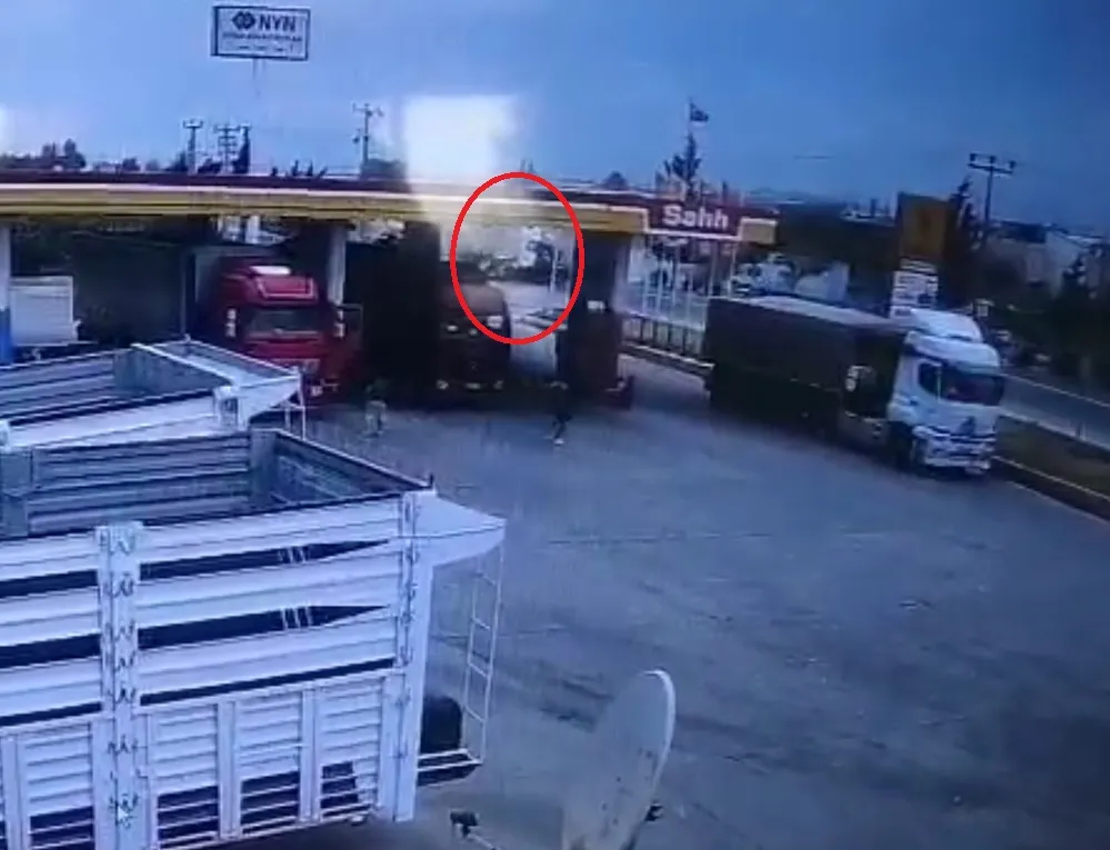 Mersin'de ağır araç kazası Bir genç hayatını kaybetti