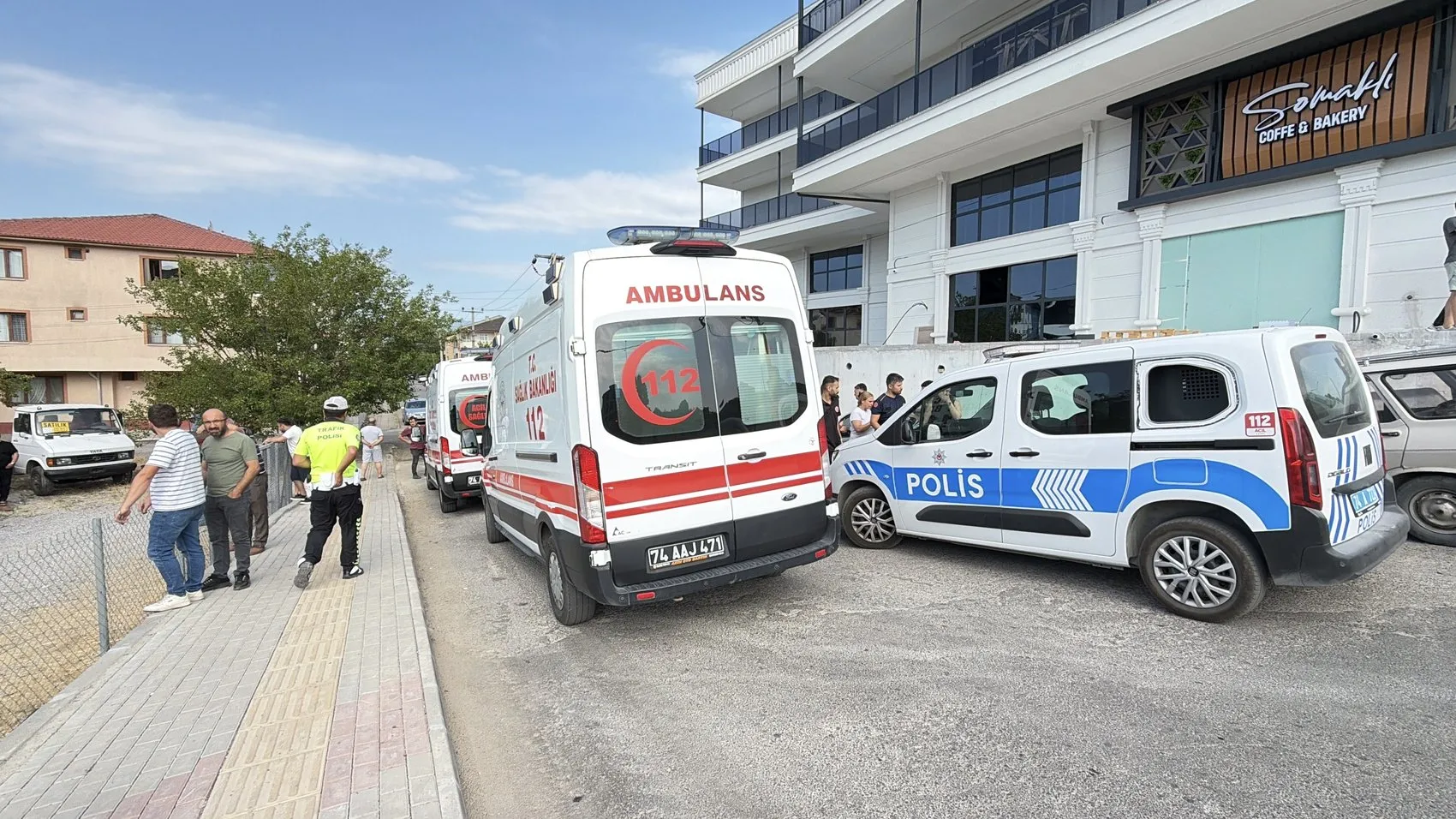 Bartın’da işçi servisi kazası 3 kişi yaralandı