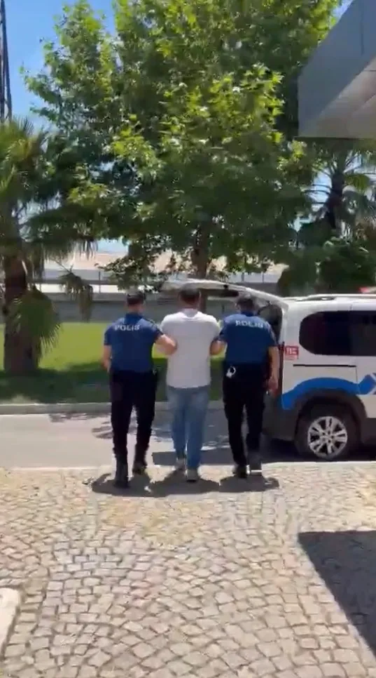 Bursa sokaklarında aranan 3 firari kıskıvrak yakalandı