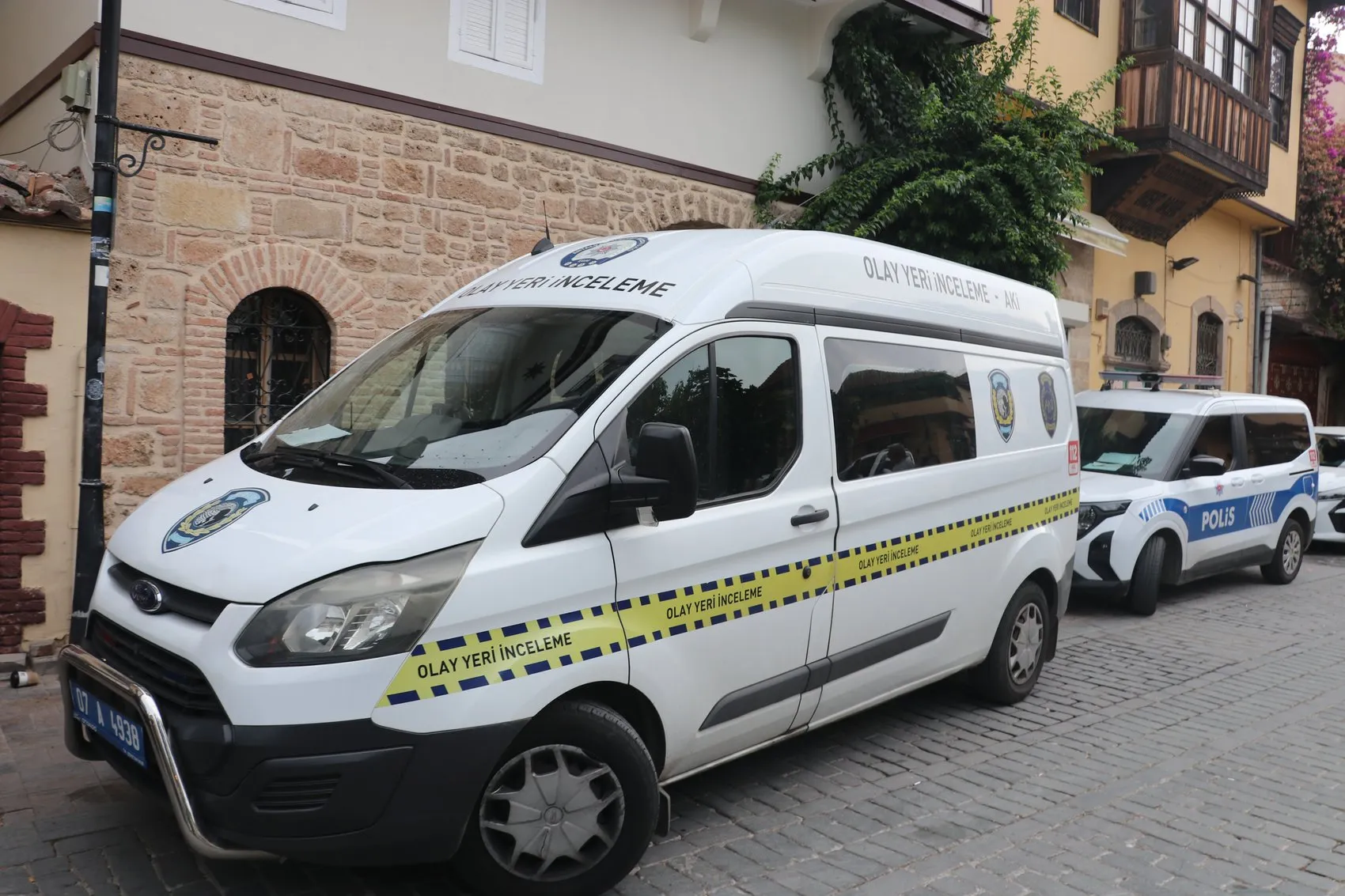 Antalya’da yabancı uyruklu adam evinde ölü bulundu