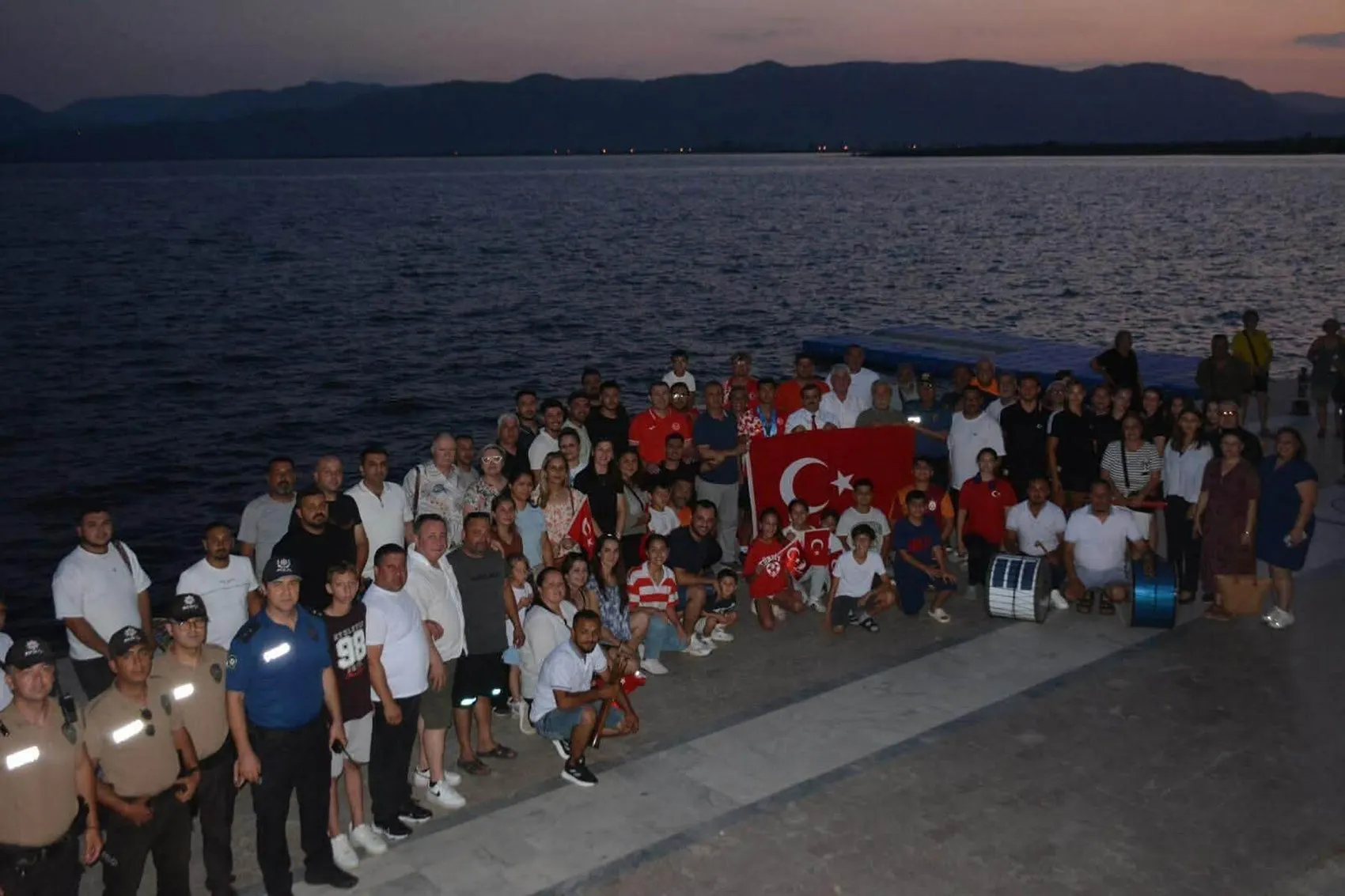 Dünya şampiyonu Rahmi Kaan Karahan Muğla'da omuzlarda karşılandı