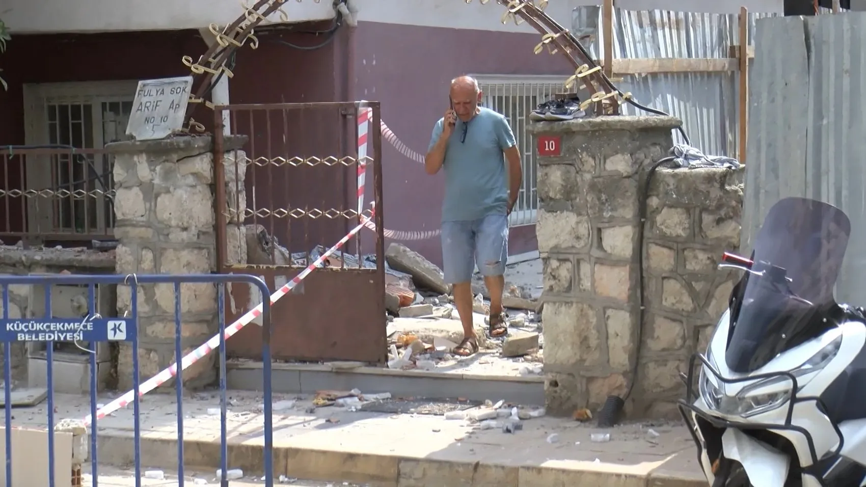 Küçükçekmece'de balkon faciası ucuz atlatıldı