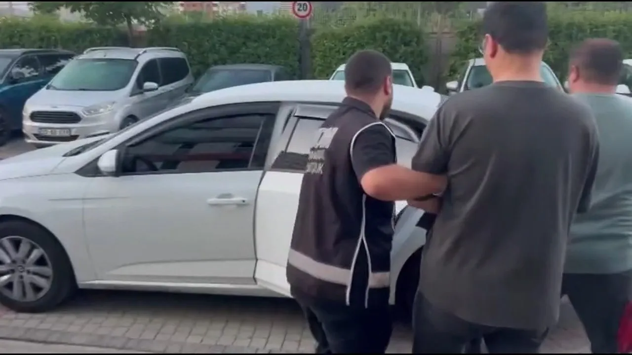 FETÖ operasyonu 13 ili kapsadı 78 kişi yakalandı