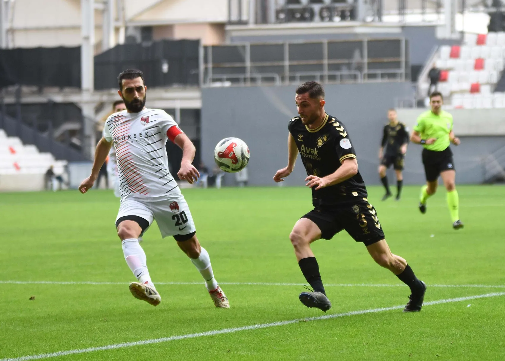 Altay’da yaprak dökümü sürüyor İbrahim Kıravi de ihtar çekti