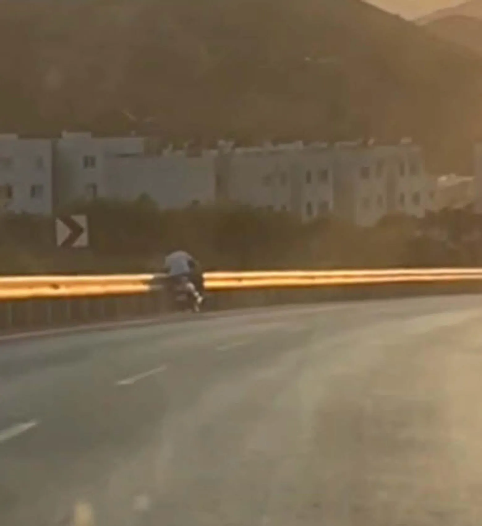 Milas’ta motosiklet kazası kamerada