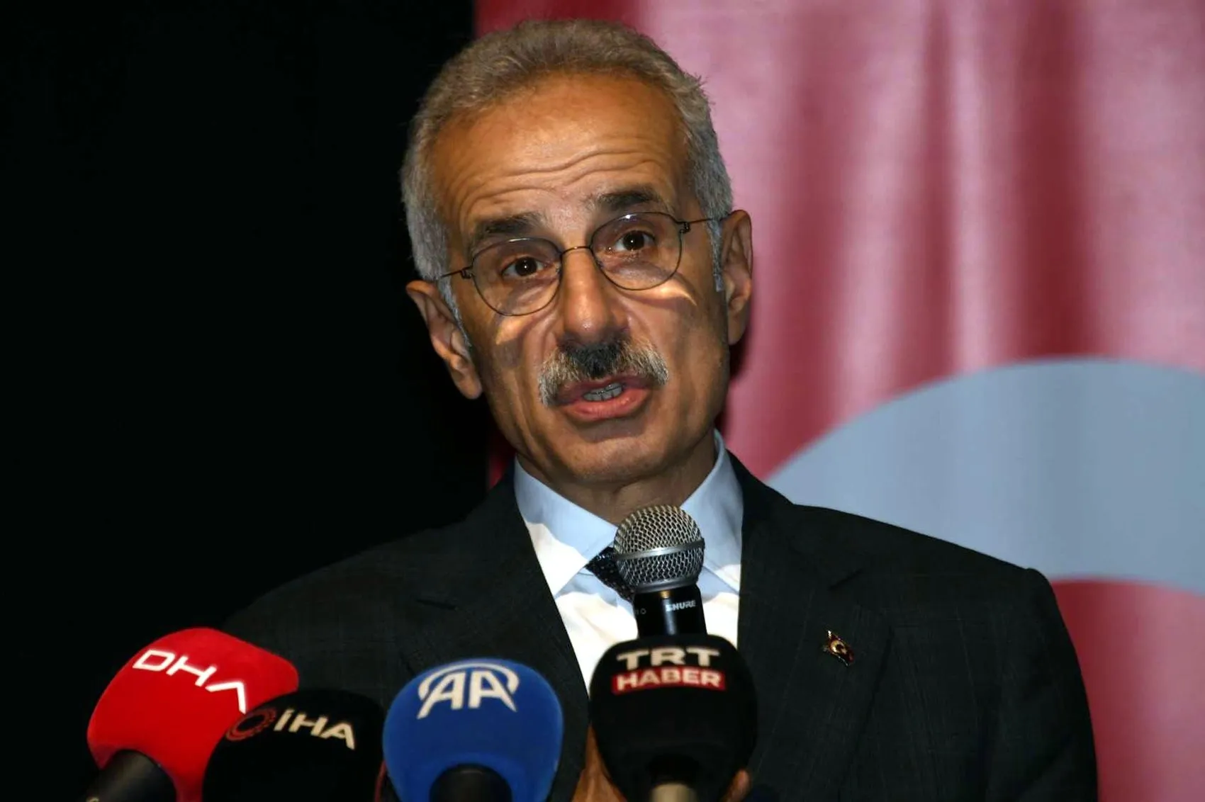 Bakan Uraloğlu Türkiye'nin geleceğini 2053 vizyonuyla planladıklarını duyurdu