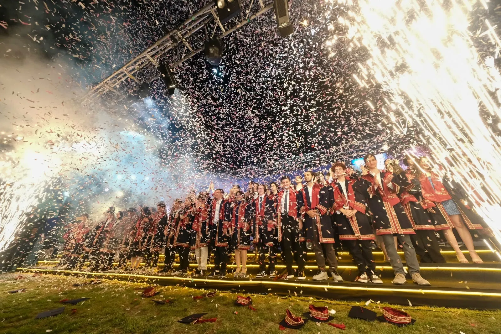 TÜBİTAK Fen Lisesi mezunları YKS'de zirveyi zorladı