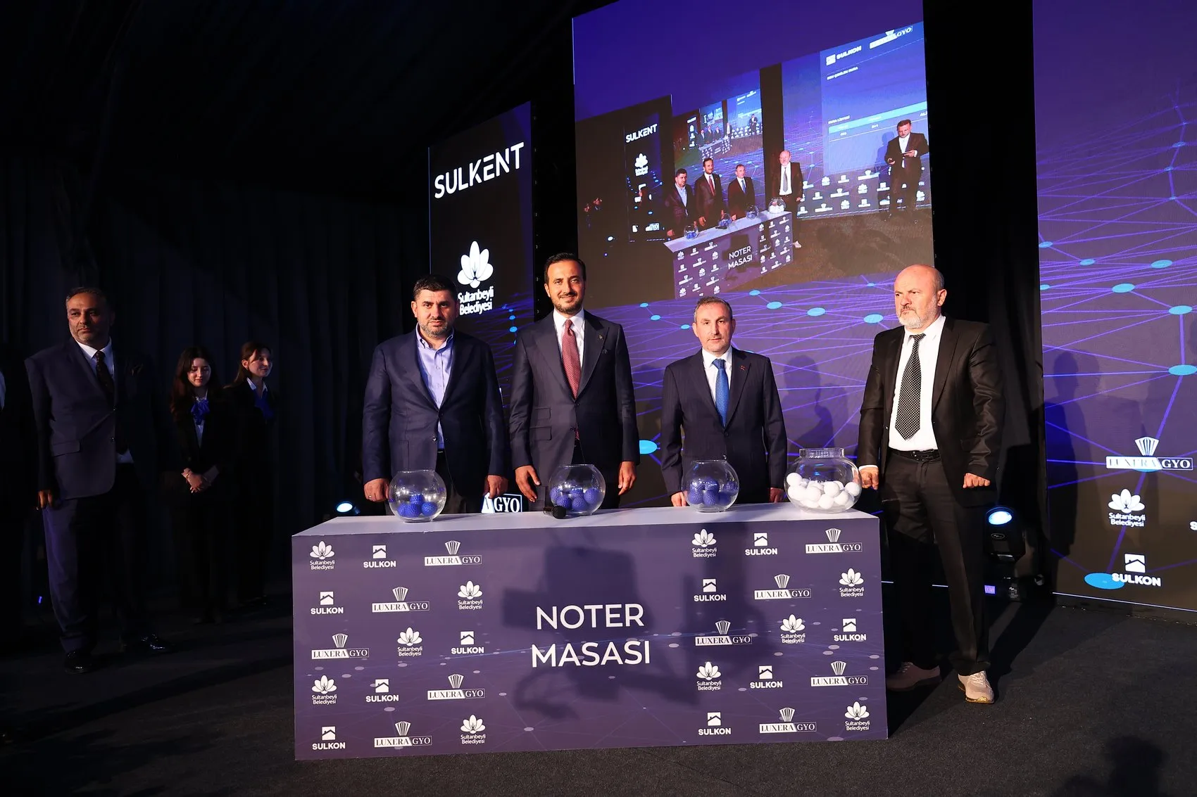 Sultanbeyli’de yeni konut sahipleri kura ile belirlendi