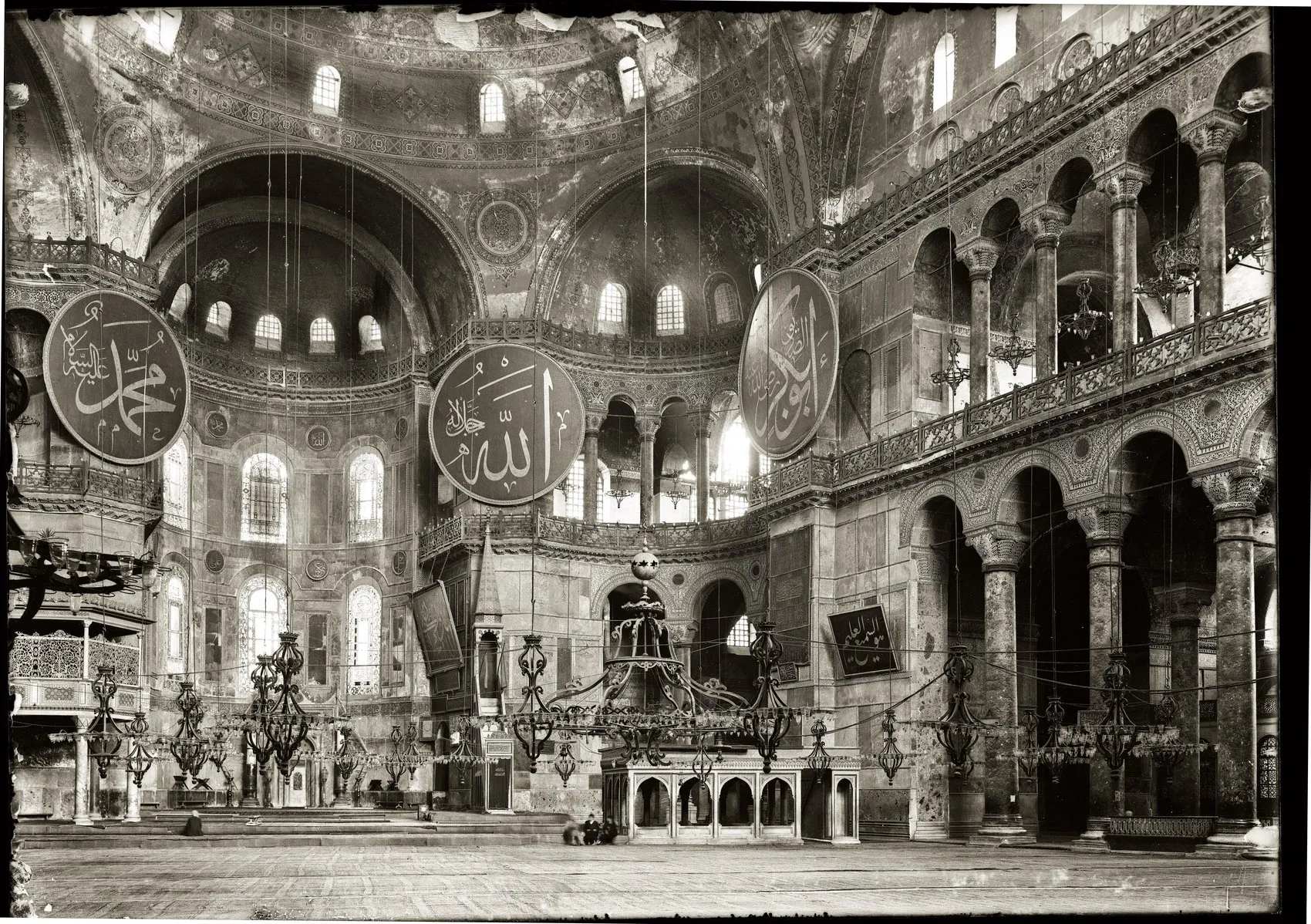 Ayasofya tarihine ışık tutan özel çalışma okuyucuyla buluştu