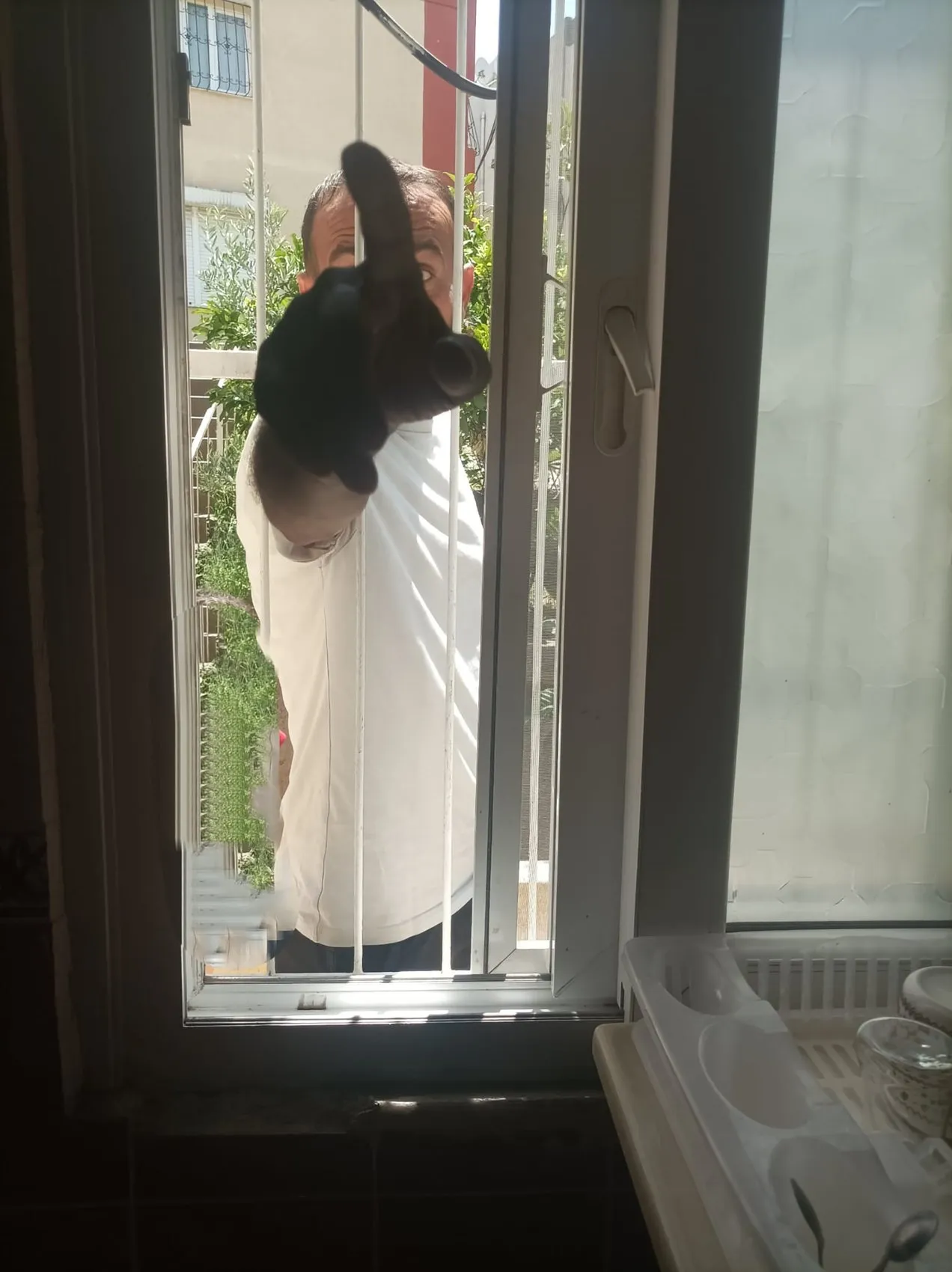 Adana'da boşanma aşamasındaki eş dehşeti