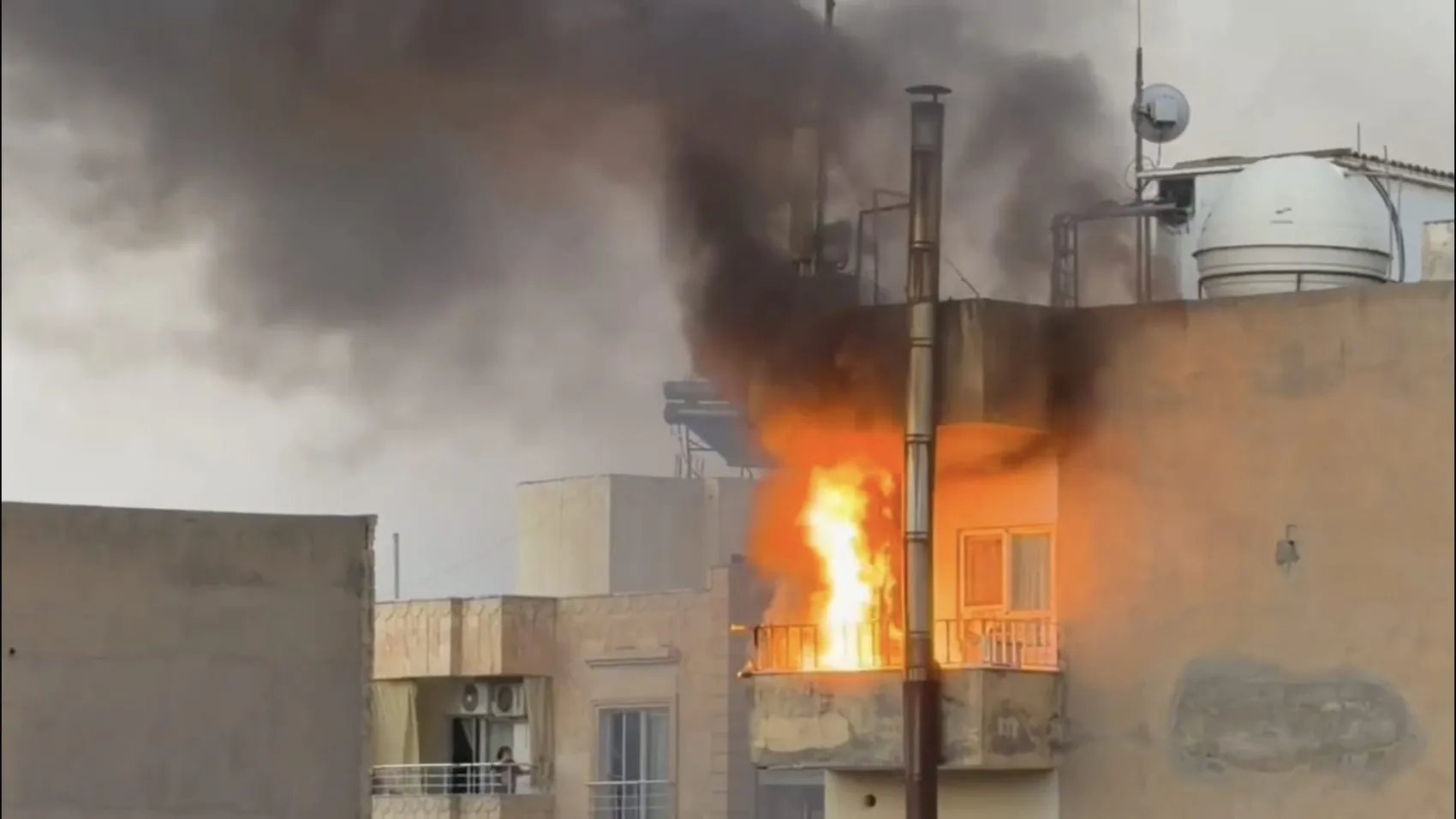 Nusaybin'de mutfak tüpü patladı İki kişi yaralandı