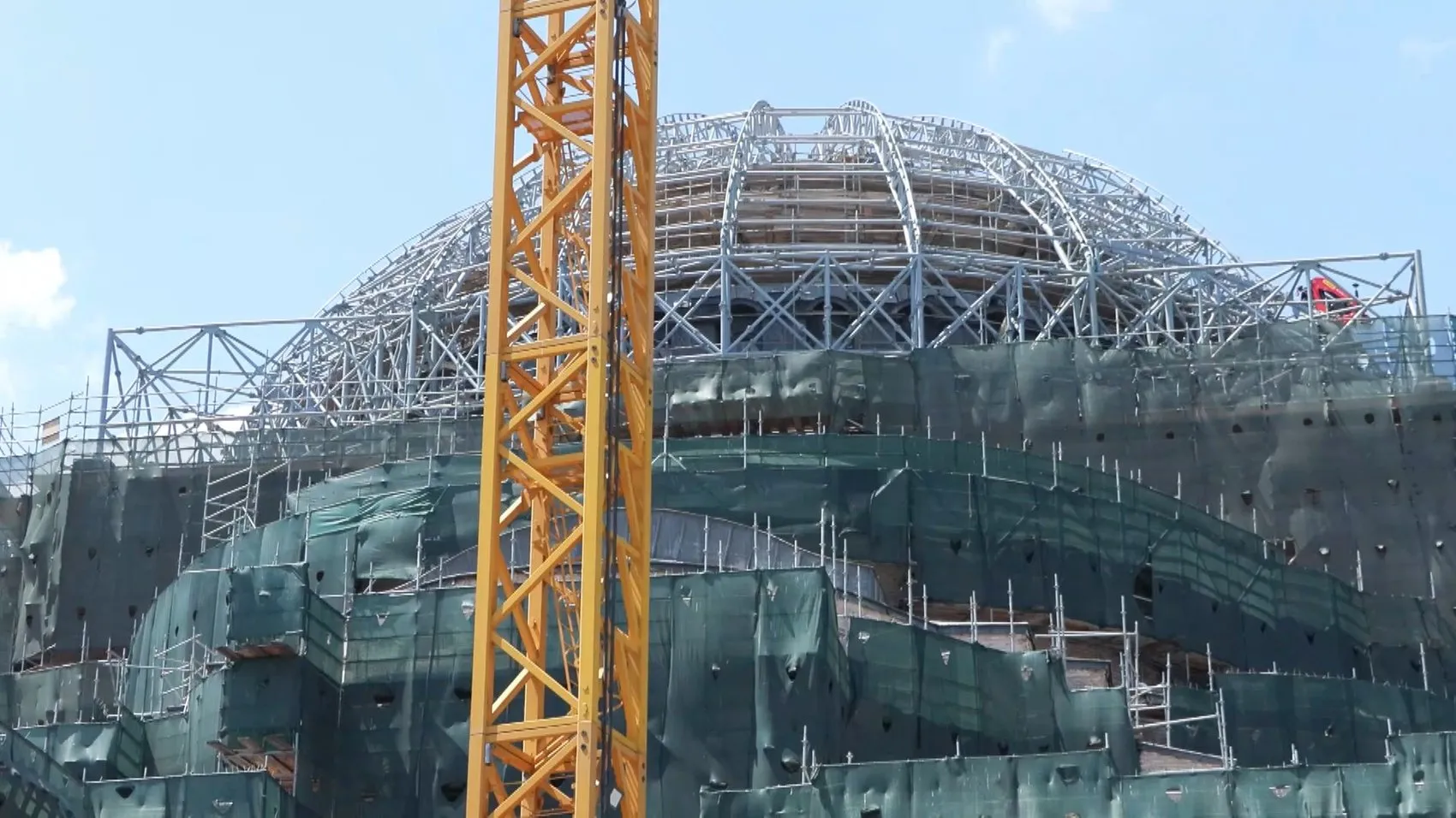 Ayasofya’da kubbenin üzerindeki kurşun kaplamalar kaldırılıyor
