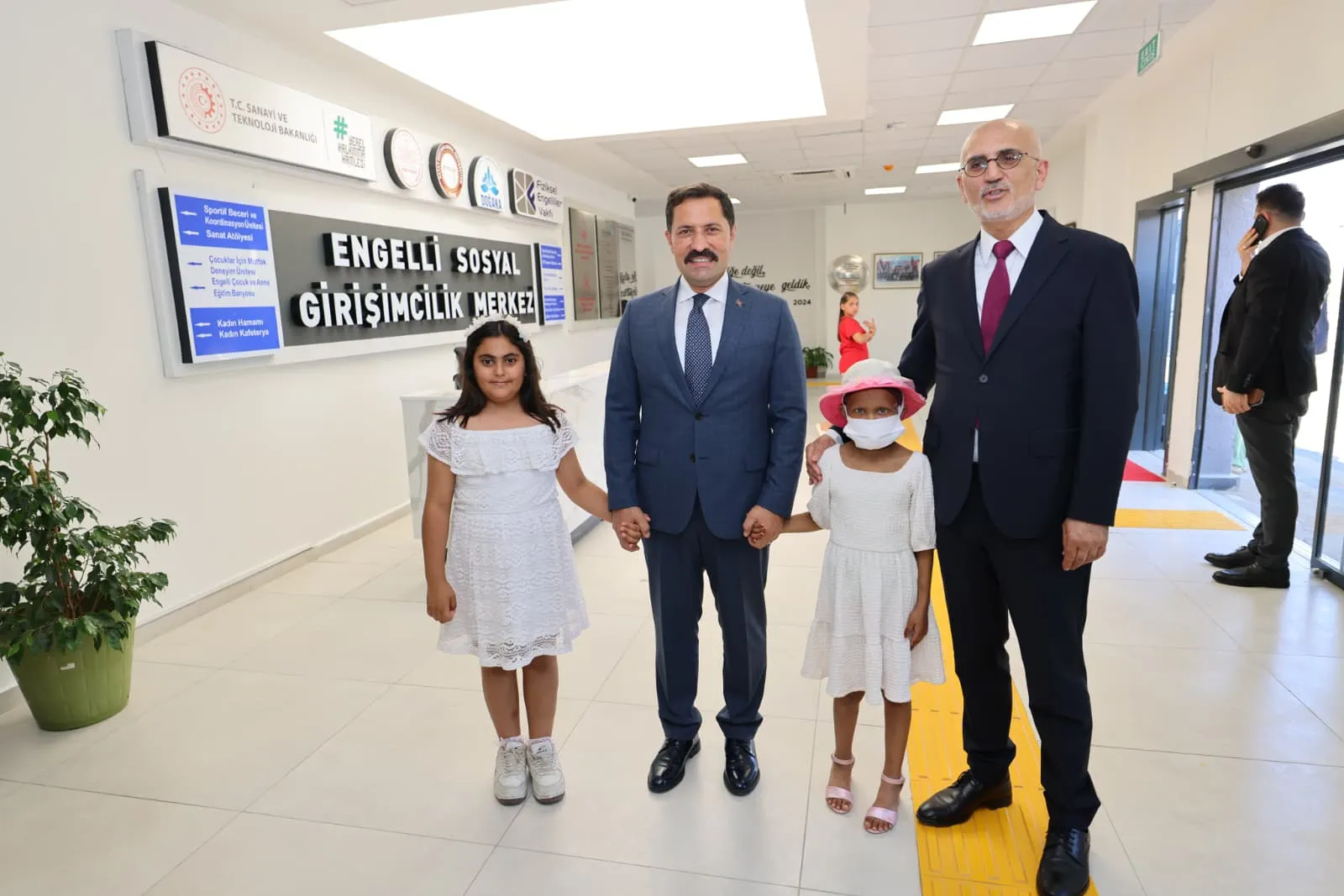 9 yaşındaki Deniz’in örnek davranışı Hülya’ya moral oldu