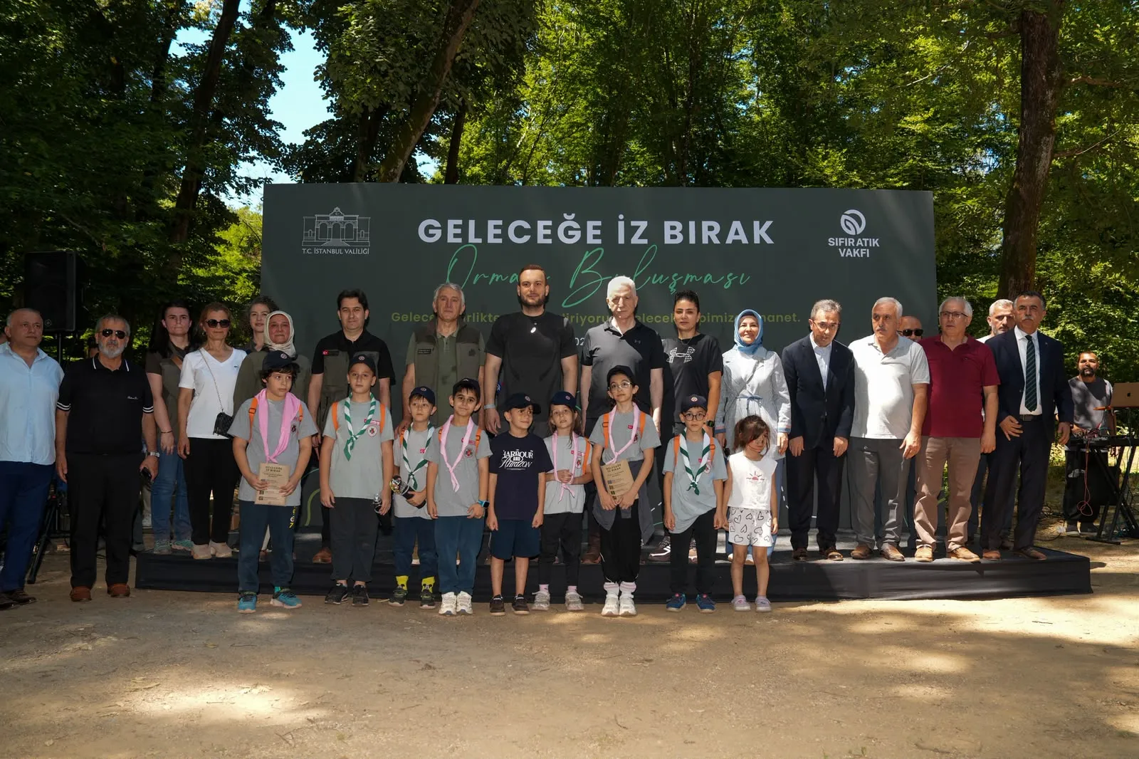 Belgrad Ormanı'nda sıfır atık için binler yürüdü