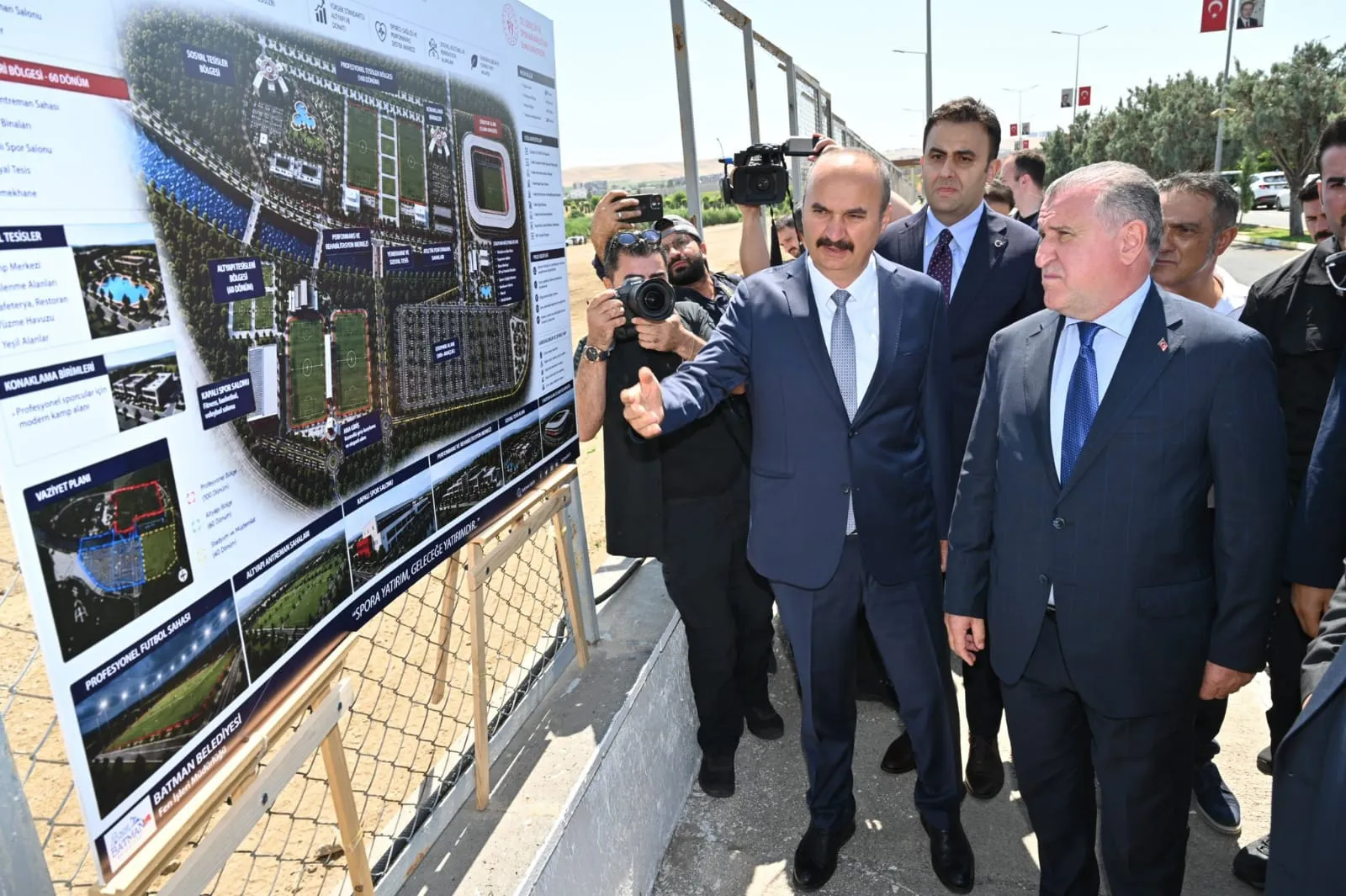 Bakan Bak Batman’da terörsüz Türkiye için spor vurgusu yaptı
