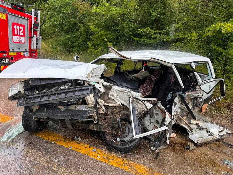 Safranbolu’da feci kazada hayatını kaybeden çift son yolculuğuna uğurlandı