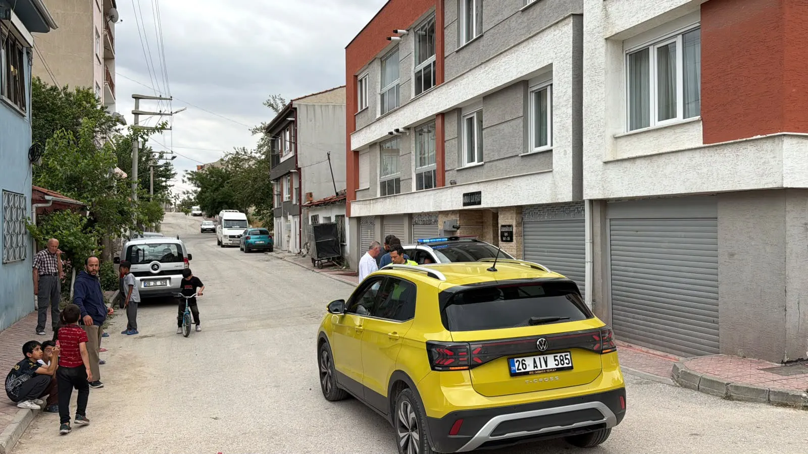 Eskişehir’de bisikletli çocuğa otomobil çarptı