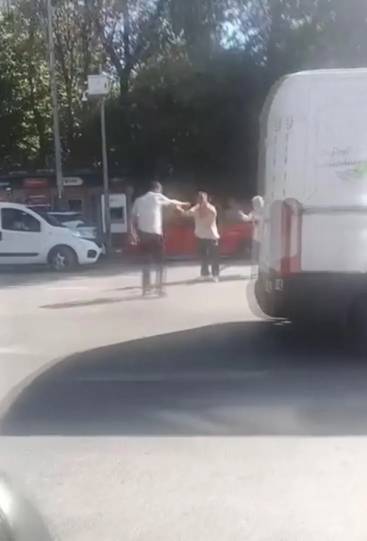 Bayrampaşa'da laf atma tartışması kanlı bitti