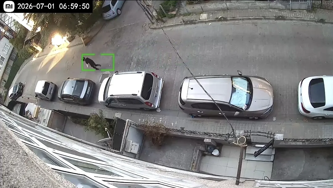 Küçükçekmece'de işe giden güvenlik görevlisine sokak ortasında pusulu saldırı