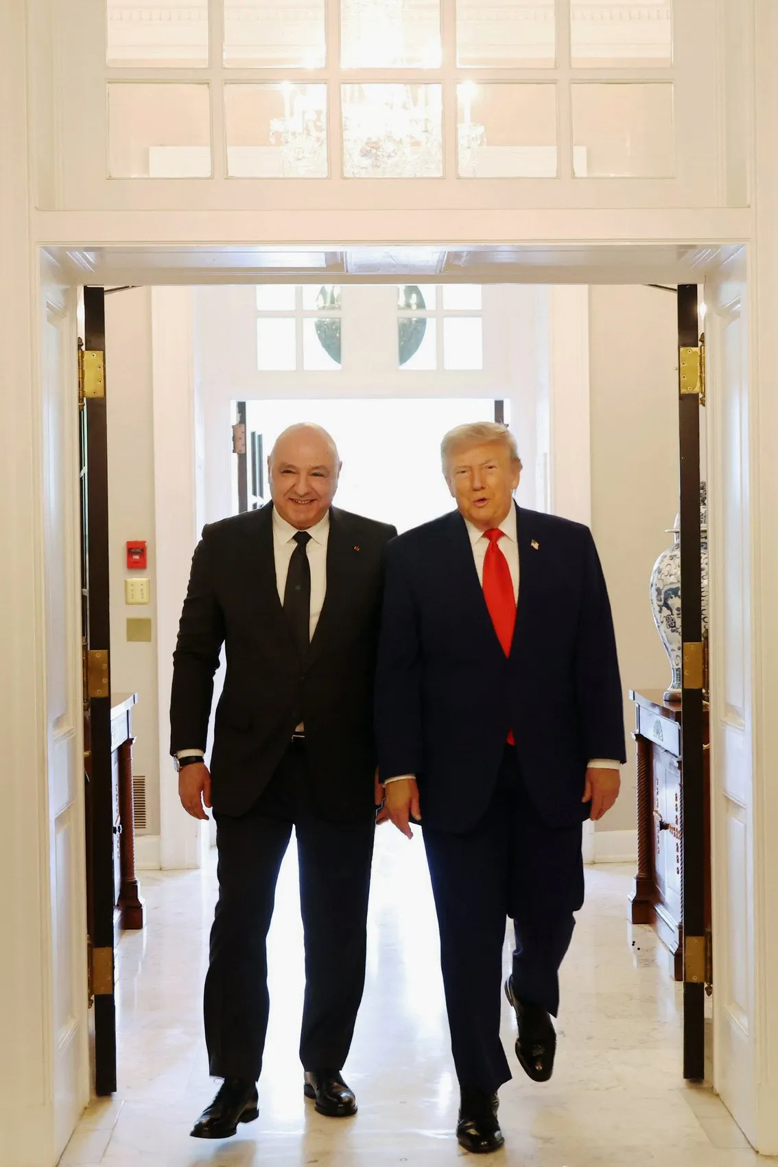 Lübnan lideri Avn Washington'da İsrail'in çekilmesini istedi