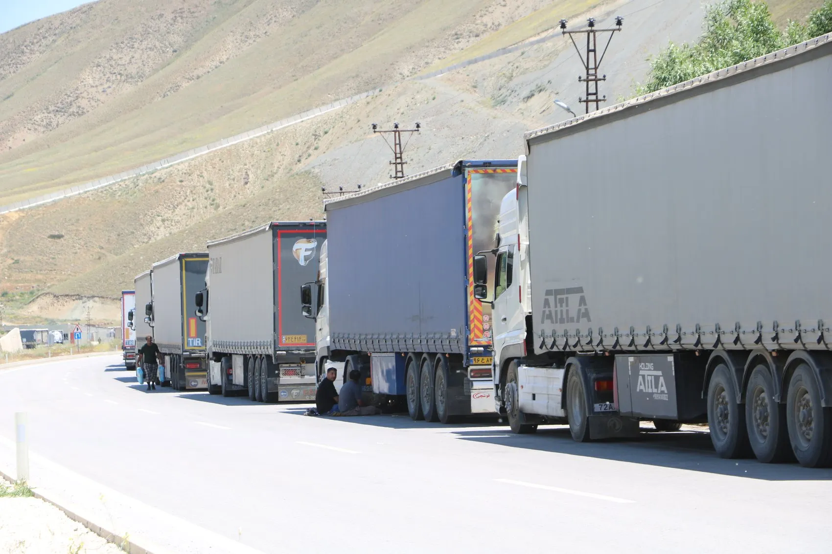 Esendere sınırında 12 kilometrelik TIR çilesi