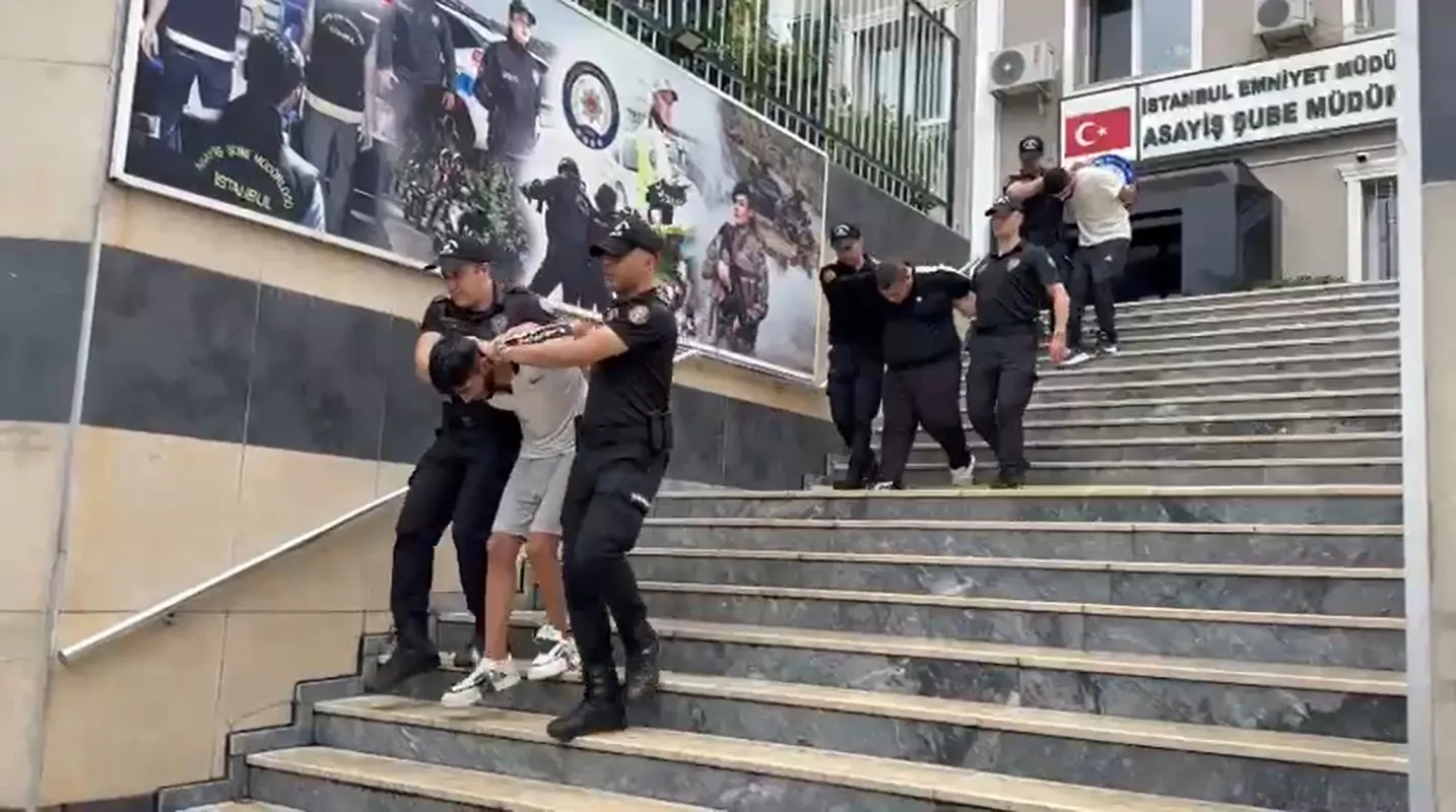 Rapçi Blok3'e yönelik suikast planı Bodrum'da polis baskınıyla bozuldu
